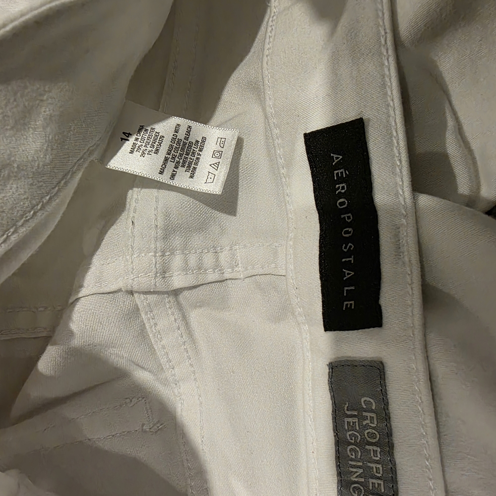 Aeropostale White Cropped Jeggings
